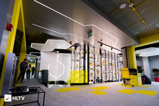 探索功能法师的创新出装策略杨玉环圣杯非必需品